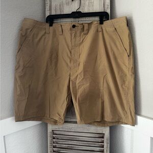 Men’s Wrangler Outdoor Size 48 Khaki Beige Tan Outdoor Elastic Waist Shorts